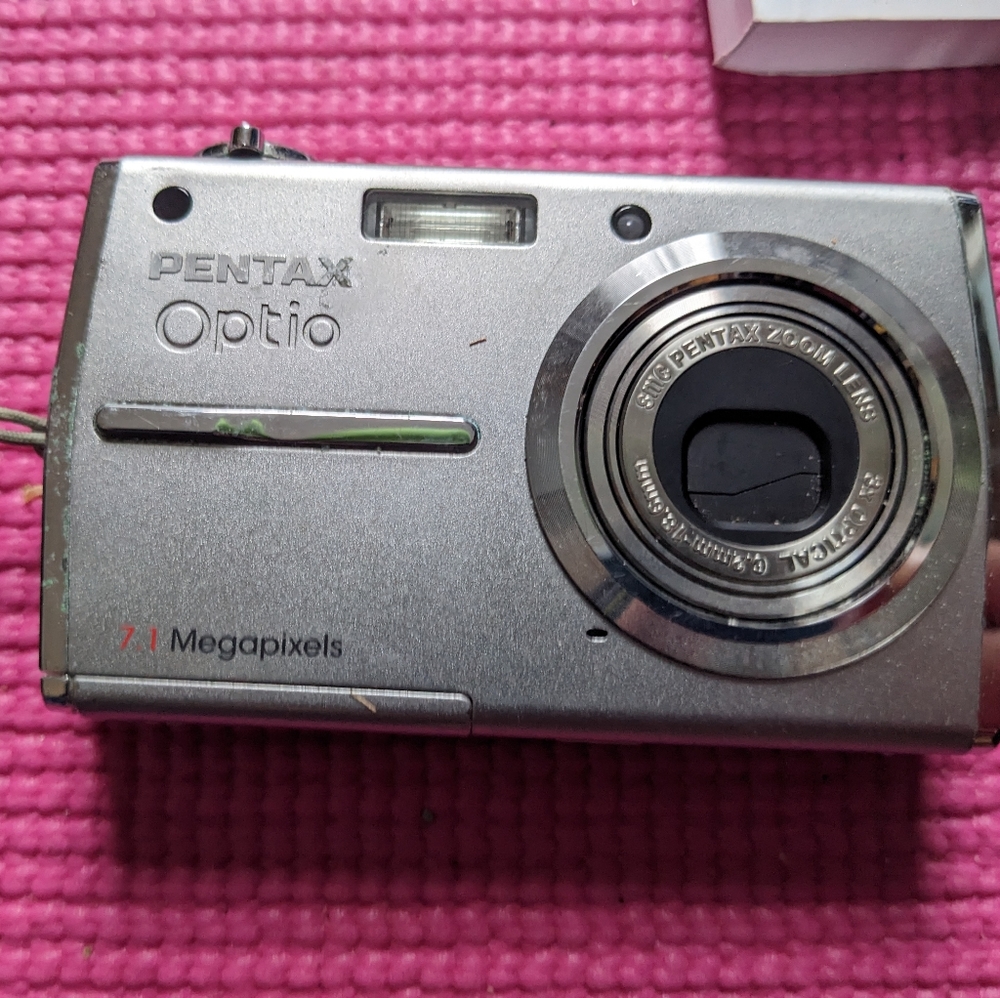Pentax Optio T30 Digital Camera